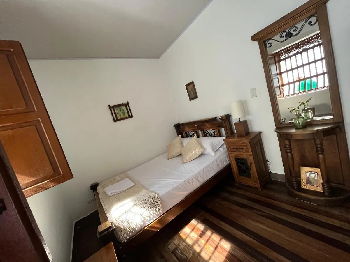 Homestay Casa Grande Apartment Medellin Colombia